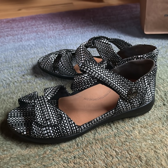 Ziera Super Support Open Toe Sandals - Picture 2 of 6